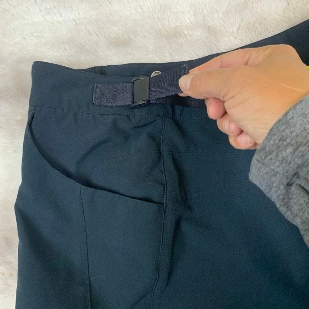 Sugoi Men Black Mountain Bike Shorts Adjustable Waist Performance Cycling Size M